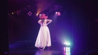 Nude dance show hot